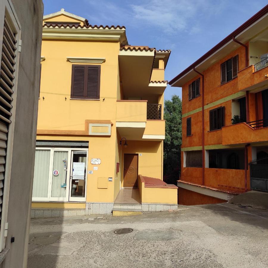 Monolocale Yellow Siniscola Ngoại thất bức ảnh